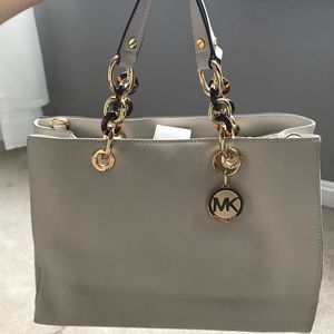 Michaels Kors handbag